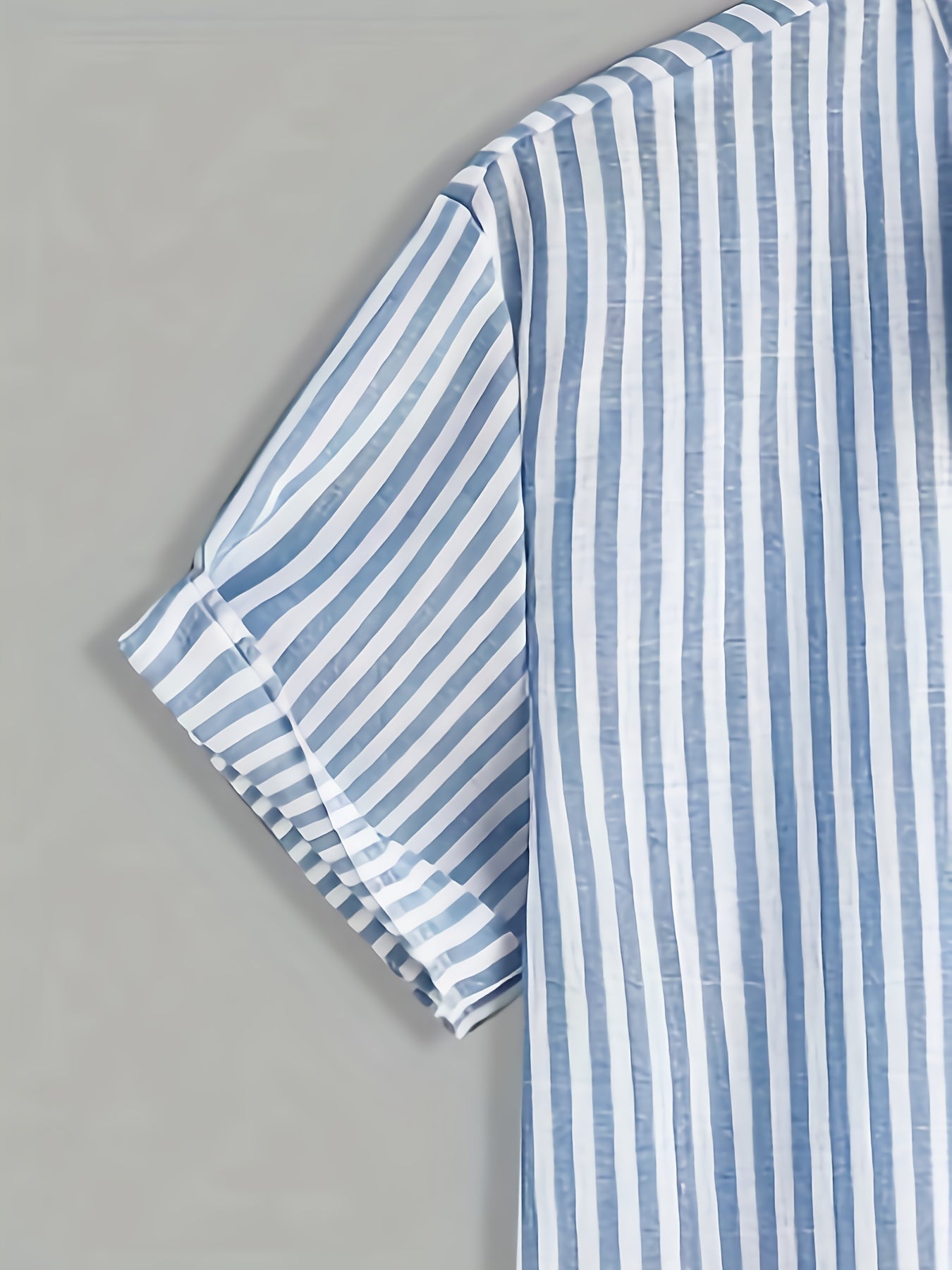 Men's Short-Sleeve Shirt with Stripes – Casual Summer Style for Everyday and Leisure