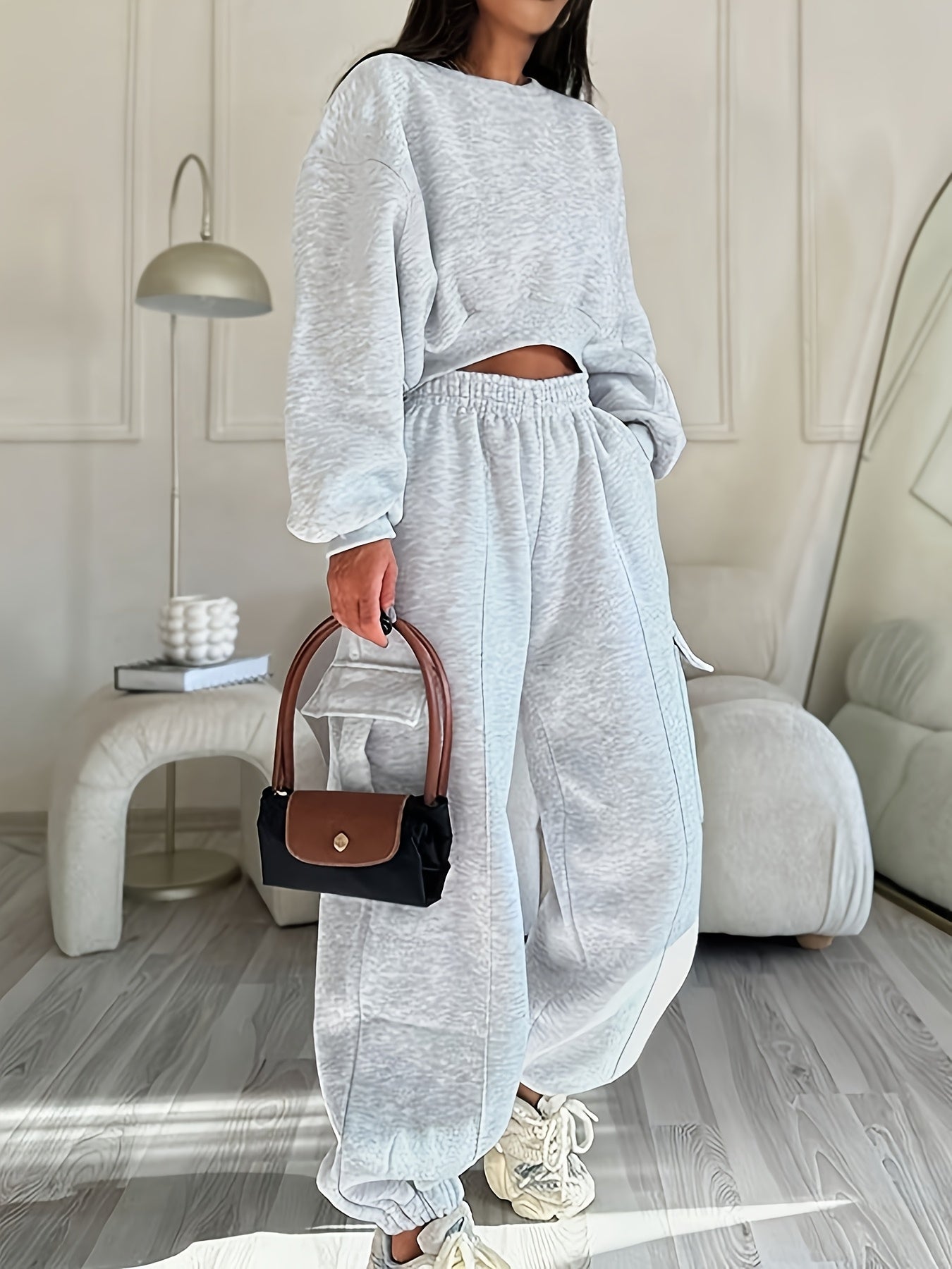Damen Loungewear Set Grau Oversize Hoodie Cropped Jogginghose Cargotaschen