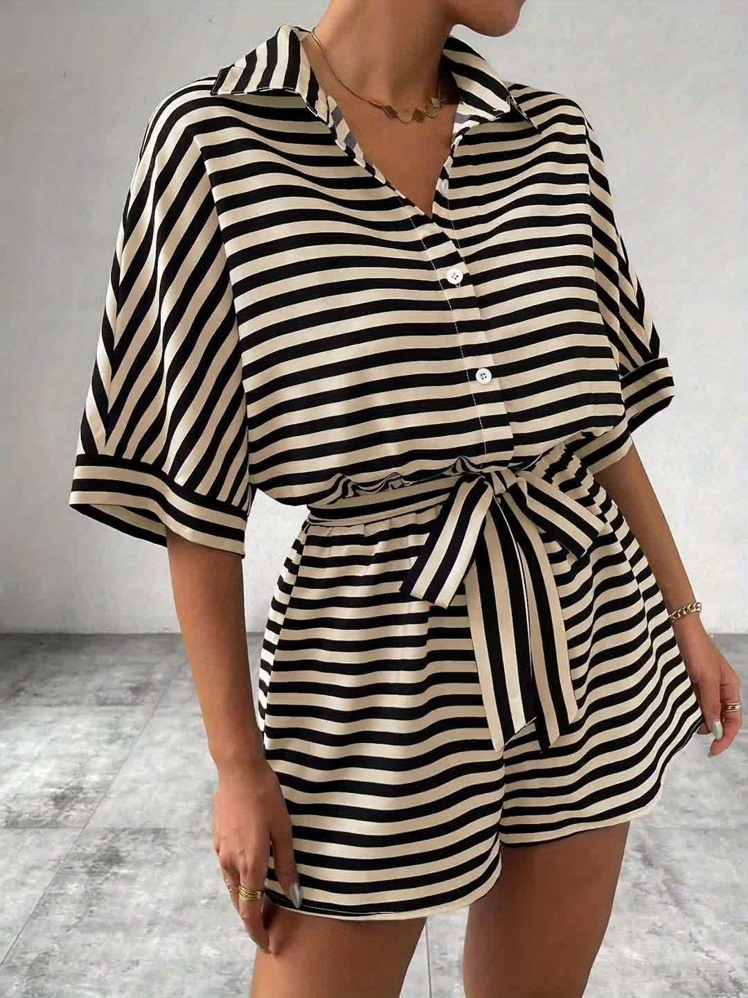 Women's short-sleeve jumpsuit with stripe pattern for leisure and summer