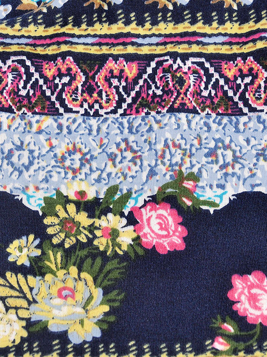 Women's knit cap with flower pattern – Fashionable loose fit style for everyday, leisure & outdoor activities