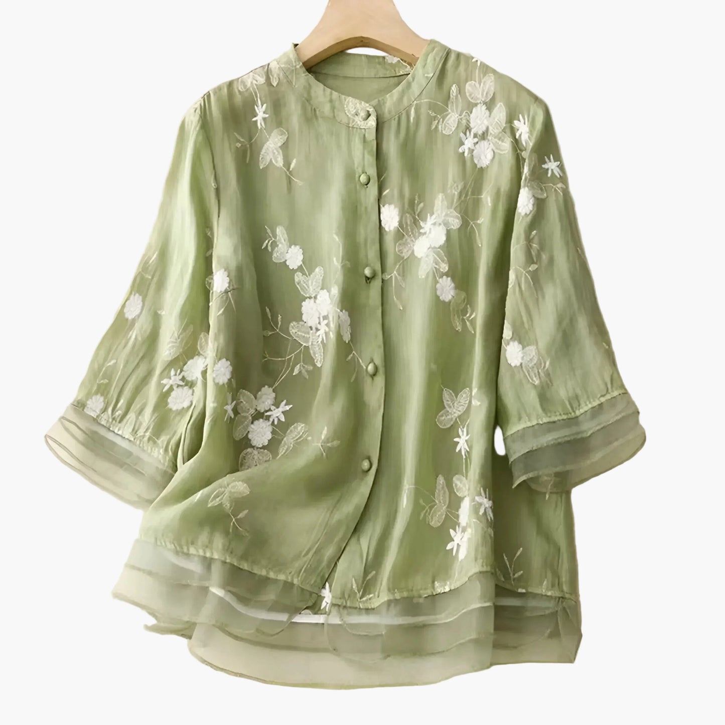 Women's blouse with embroidery – Elegant style for everyday and special occasions
