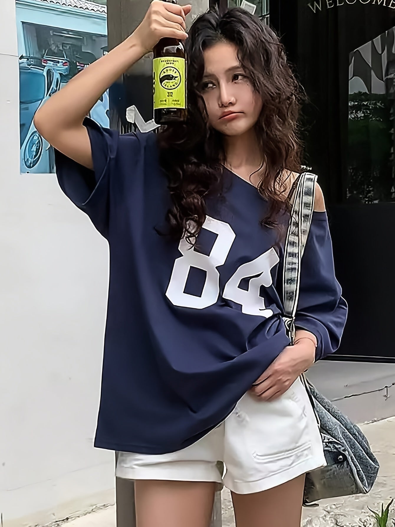 Damen Oversize Streetwear T-Shirt mit Nummernprint im Varsity-Stil – Lässiges Retro-Shirt für Freizeit und Alltag