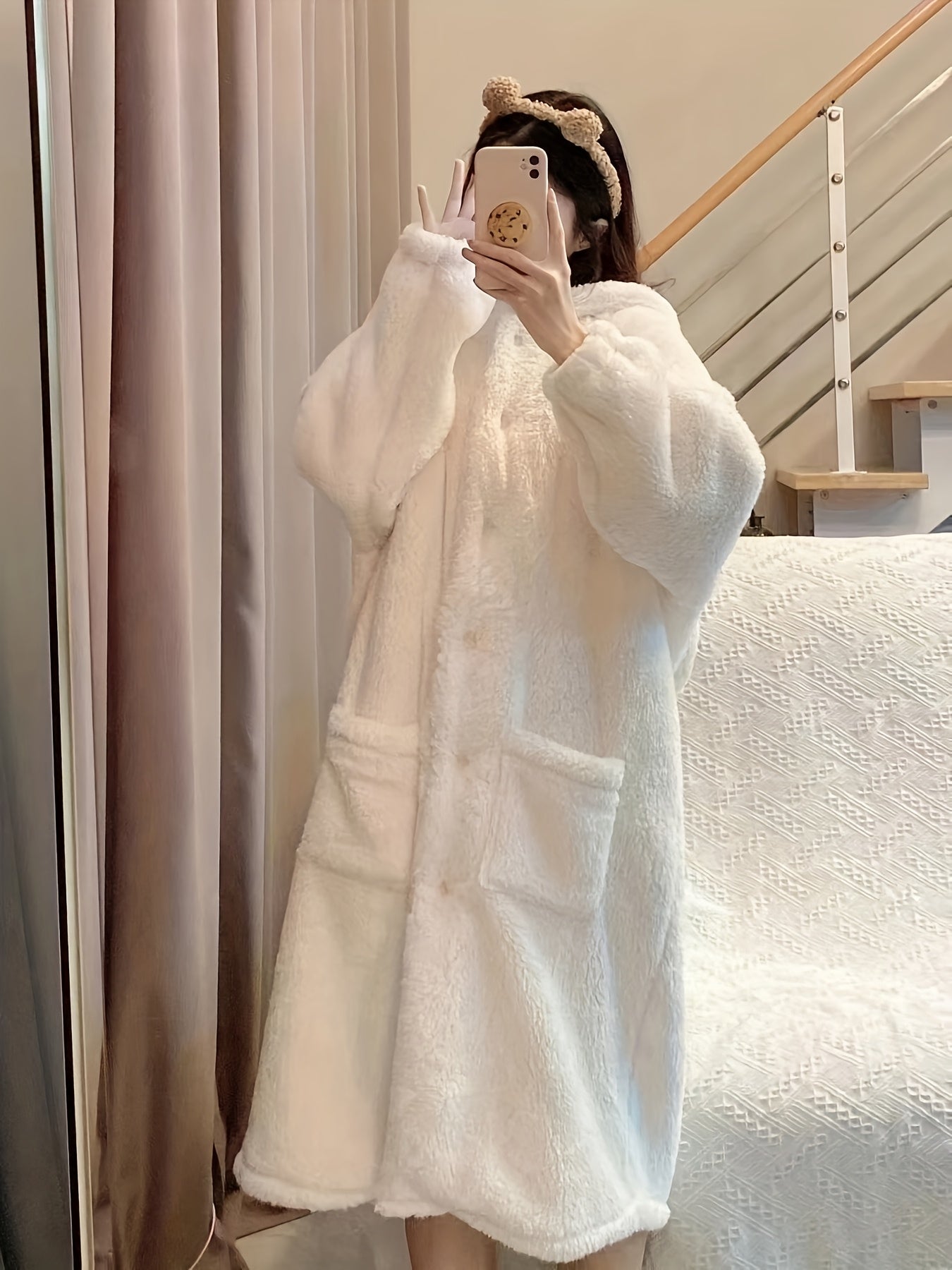 Unisex Plüsch Bademantel Hase mit Kapuze Langarm Weich Creme