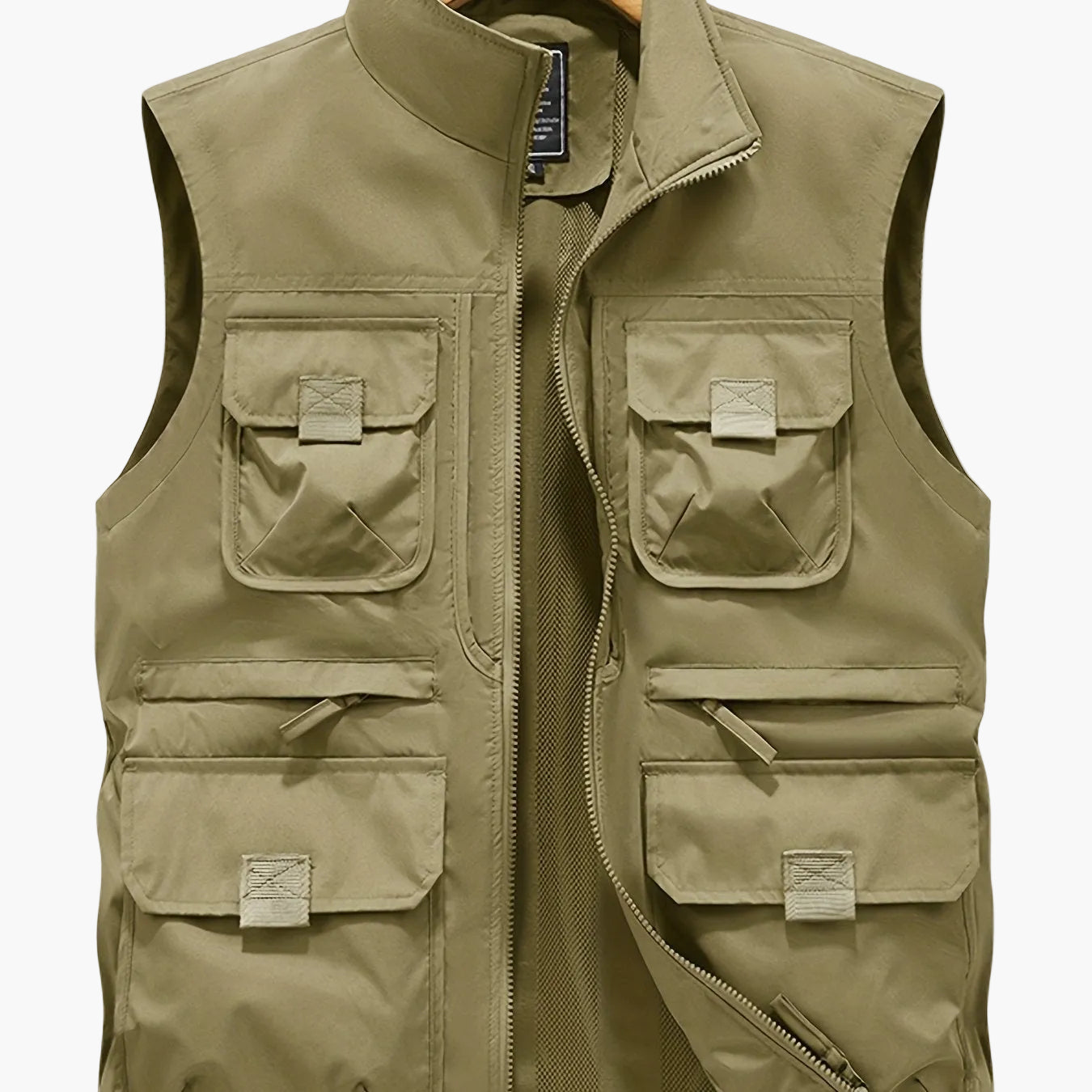 Men's Outdoor Utility Vest with Multiple Pockets for Leisure and Adventure