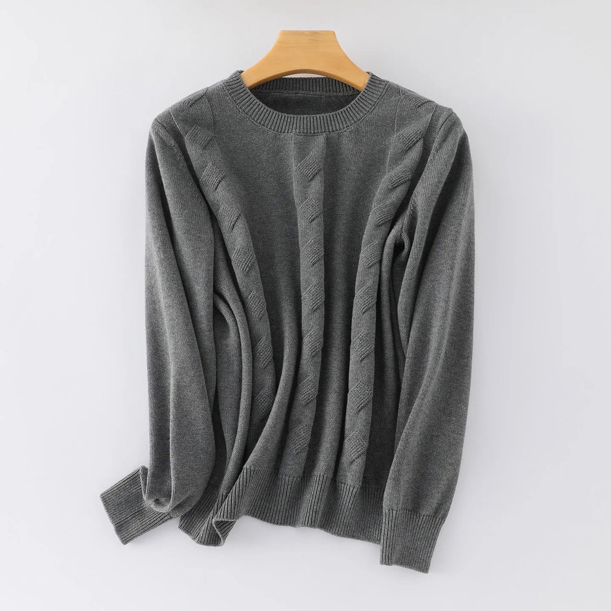 Women's Crew-Neck Knit Sweater with Cable-Knit Pattern