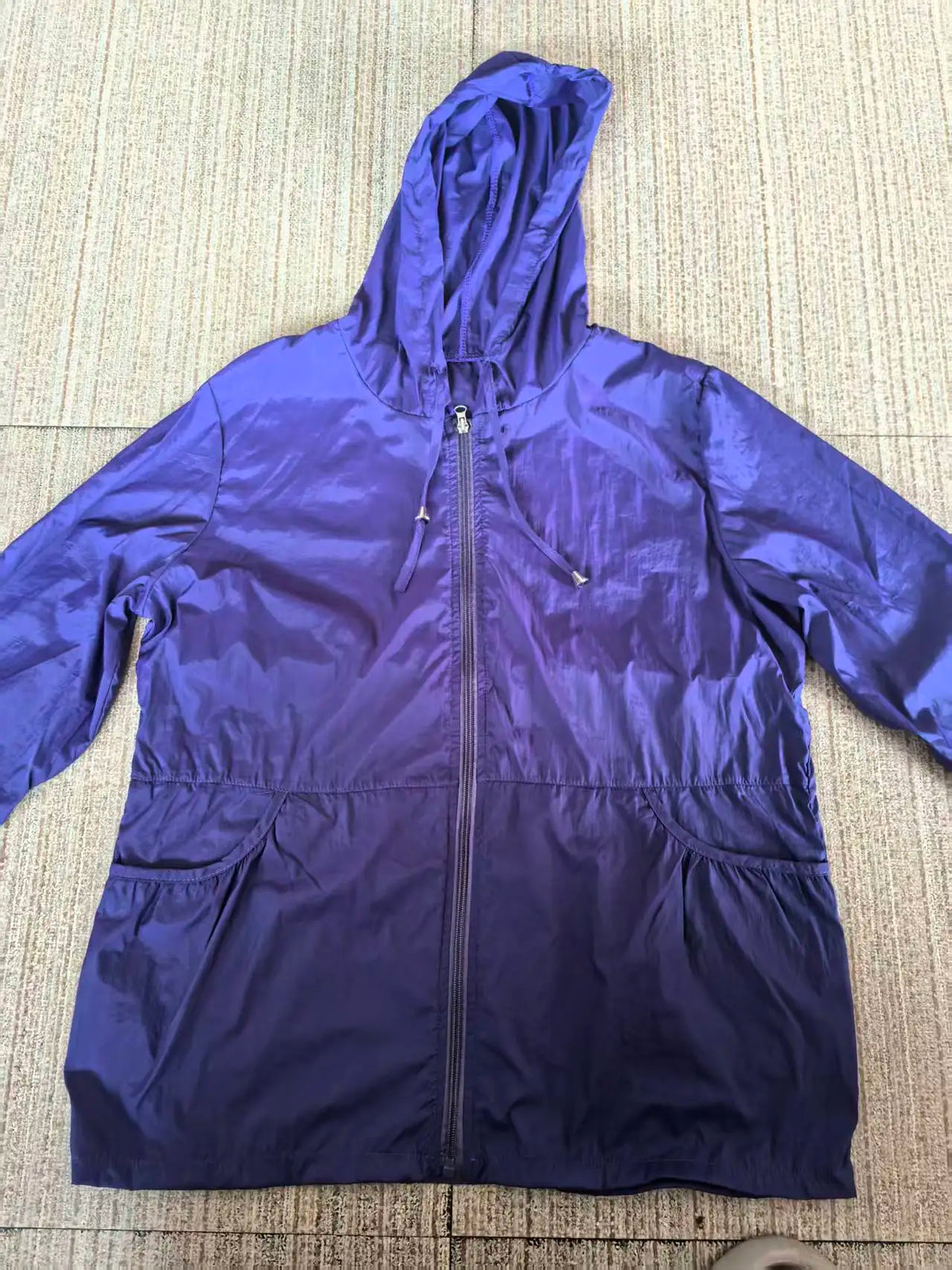 Damen Leichte Windjacke mit Kapuze – Übergangsjacke Freizeit Jacke