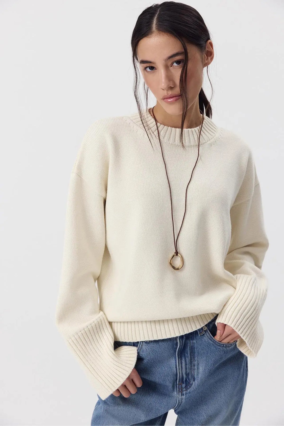 Women's oversized sweater, crew neck, long sleeves