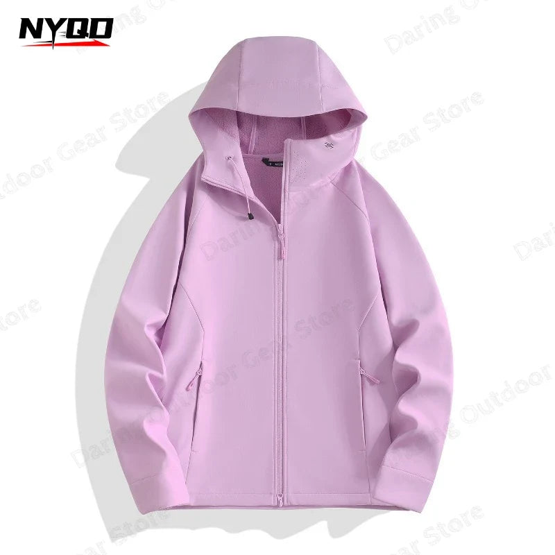 Unisex hooded jacket with zipper and side pockets