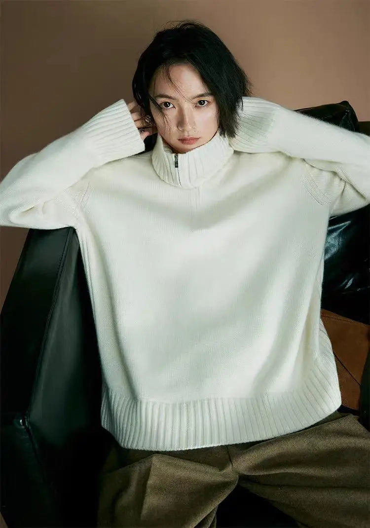 Turtleneck knit sweater with zipper, chunky ribbed