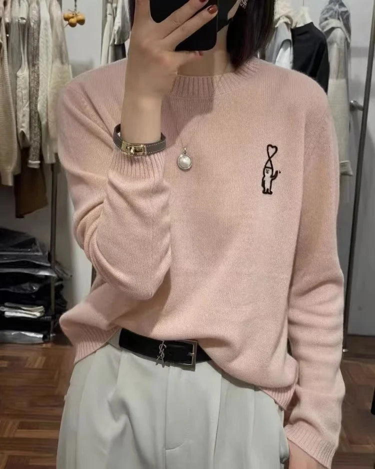 Women's crew-neck long-sleeve fine-knit sweater with embroidered motif