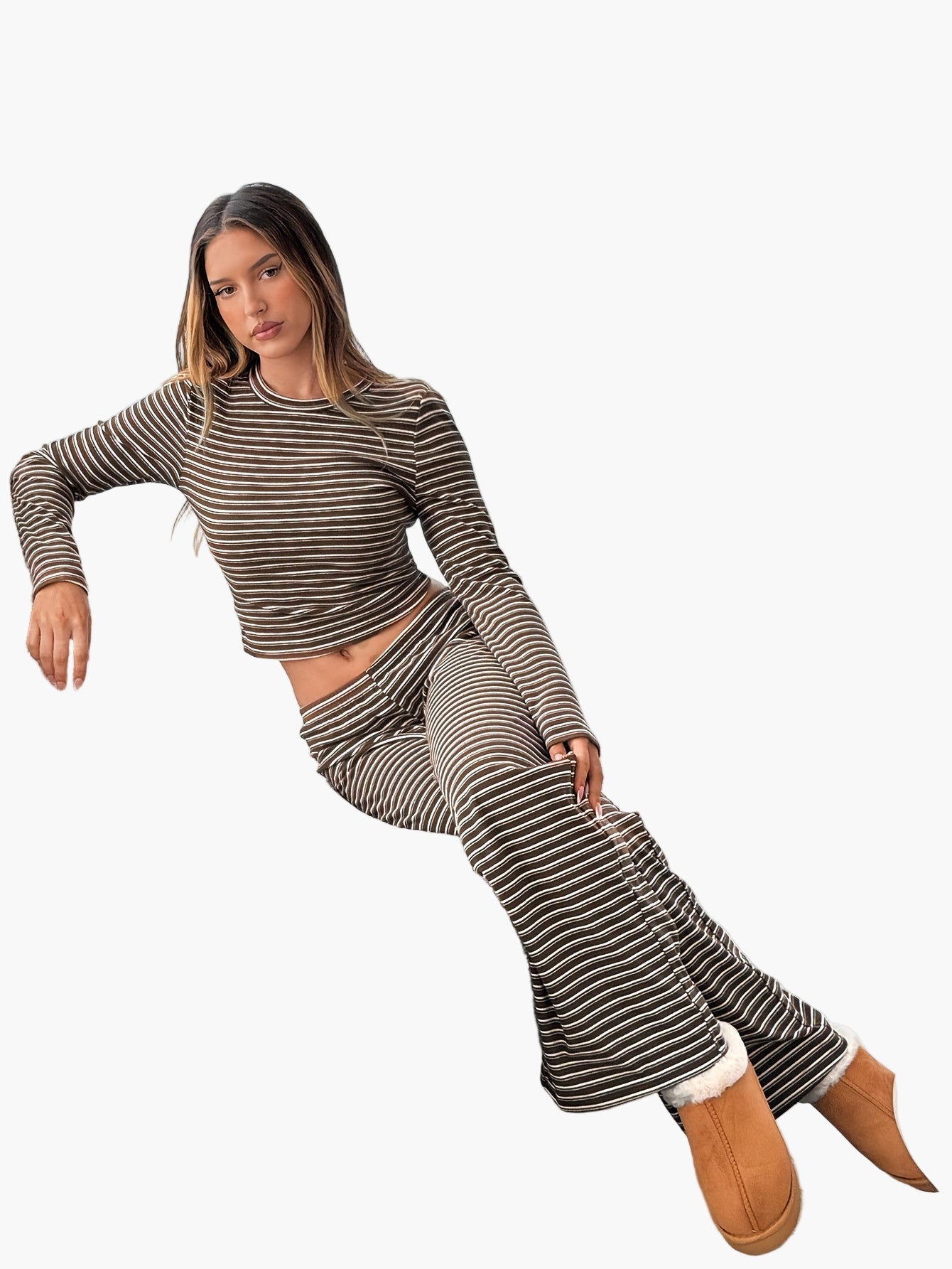 Women's lounge set with stripe pattern – comfortable casual suit with long-sleeve shirt and pants