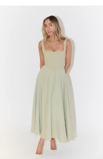 Women's Elegant Sleeveless A-Line Midi Dress with Square Neckline – Perfect for Summer, Brunch & City Looks