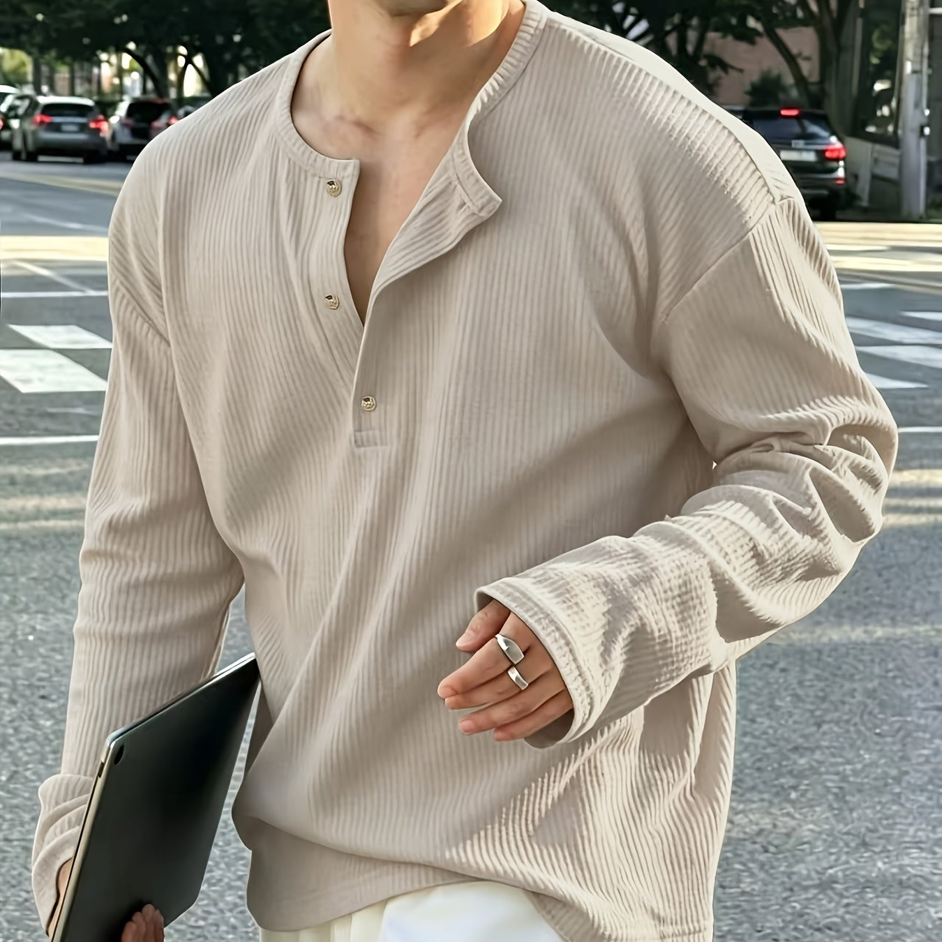 Men's long-sleeve Henley shirt, textured fabric, relaxed fit