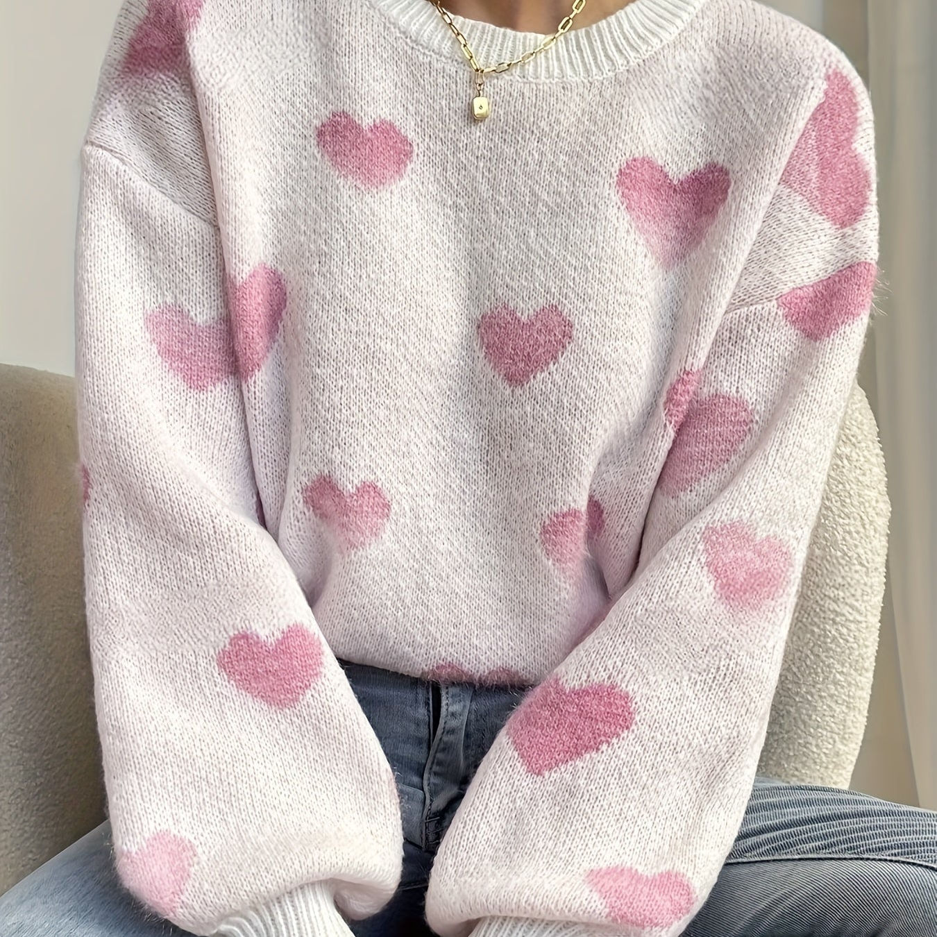 Women's sweater with heart pattern, crew neck, long-sleeve knit sweater