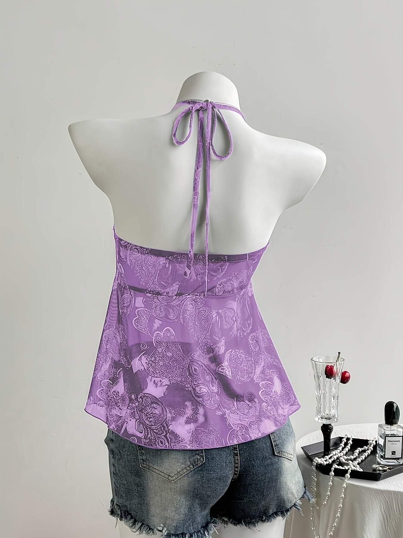 Women's Halterneck Top with Ruffles and Romantic Pattern – Ideal for Casual Wear and Summer