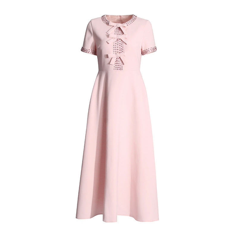 Helen – Hoch tailliertes Kleid mit Rundhalsausschnitt und Strass Schleife