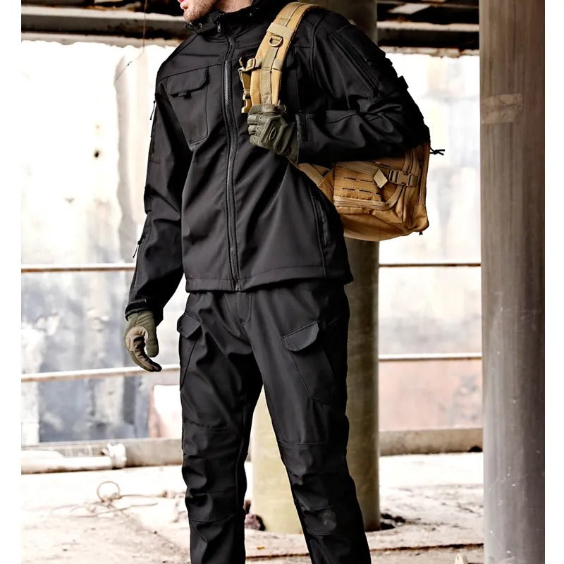 Men's Outdoor Tactical Softshell Suit – Wind- & Waterproof Functional Jacket with Pants for Adventure, Hiking & Survival