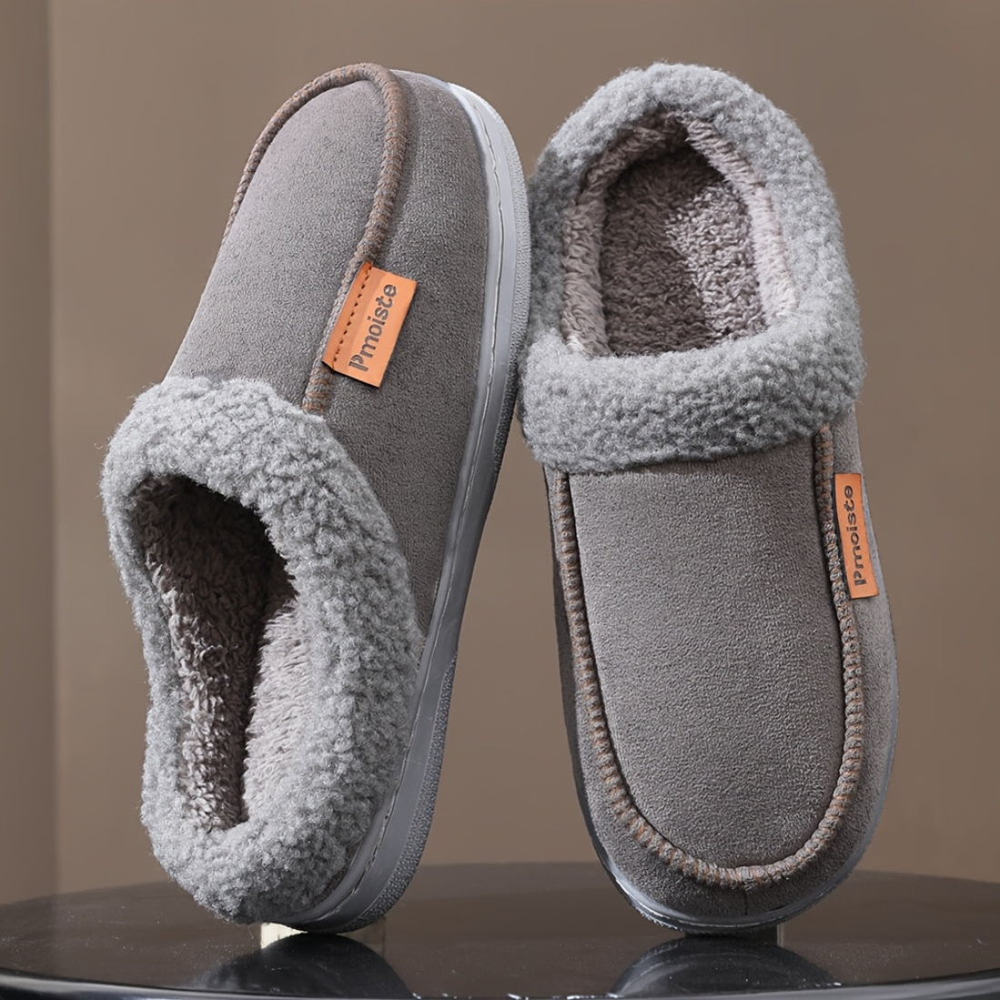 Men's plush-lined slippers, cozy winter footwear, black