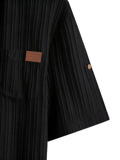 Men's short-sleeve shirt with pleated texture and stand-up collar – modern casual shirt for summer & vacation