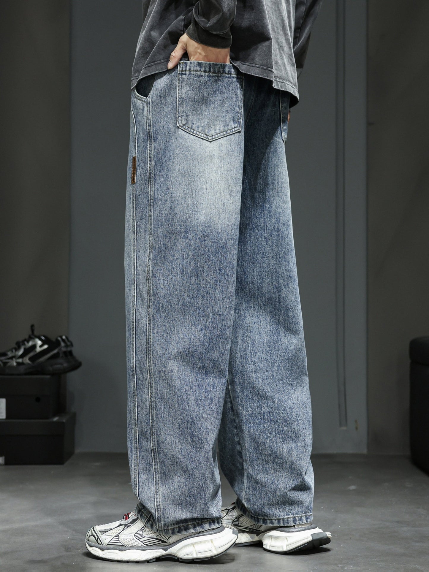 Men's Baggy Jeans Loose Fit Streetwear Casual Pants for Everyday and Going Out
