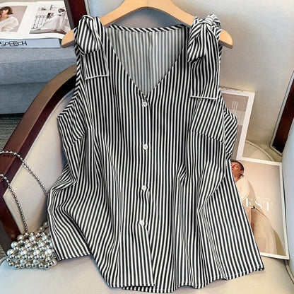 Women's blouse top with stripe pattern and button placket – Elegant V-neck, ideal for office and everyday wear