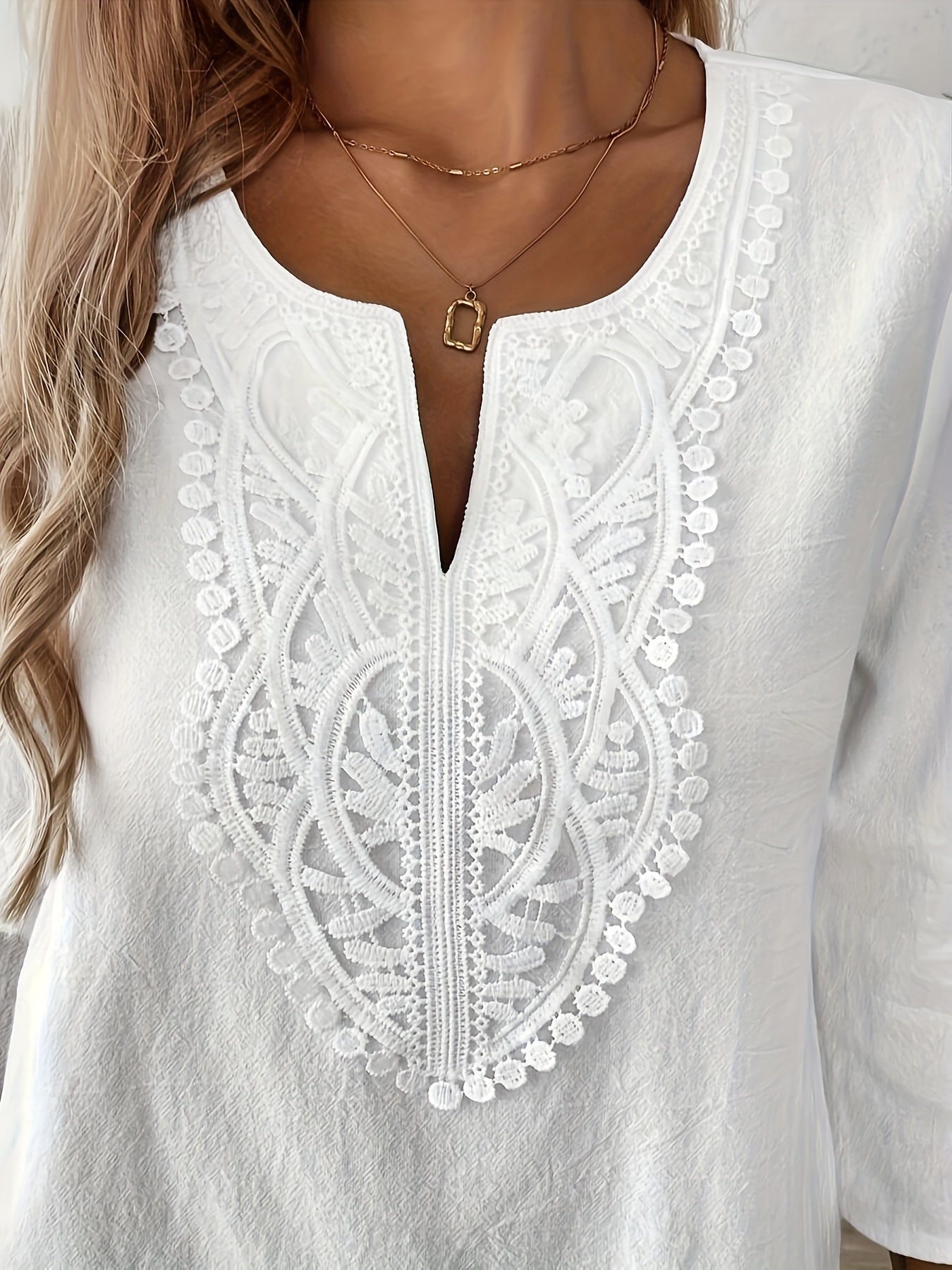 Women's Boho-Style Blouse with Embroidery and 3/4 Sleeves – Perfect for Casual and Everyday Wear