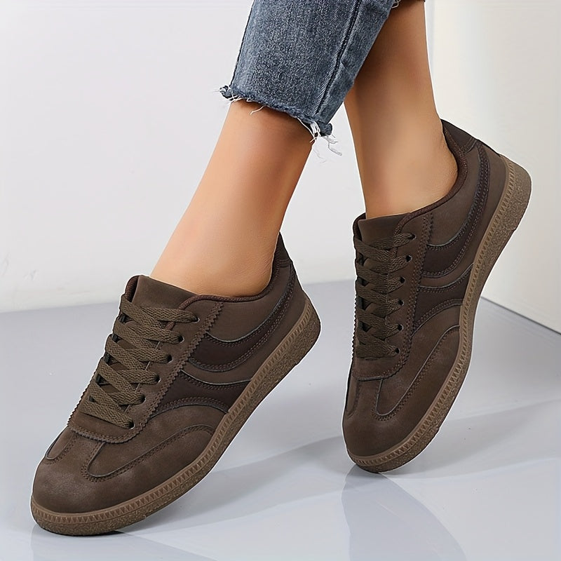 Women's Vintage Sneakers in Retro Look – Everyday, Leisure & Street Style