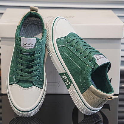 Men's low-top sneakers in retro skater style for leisure and everyday wear