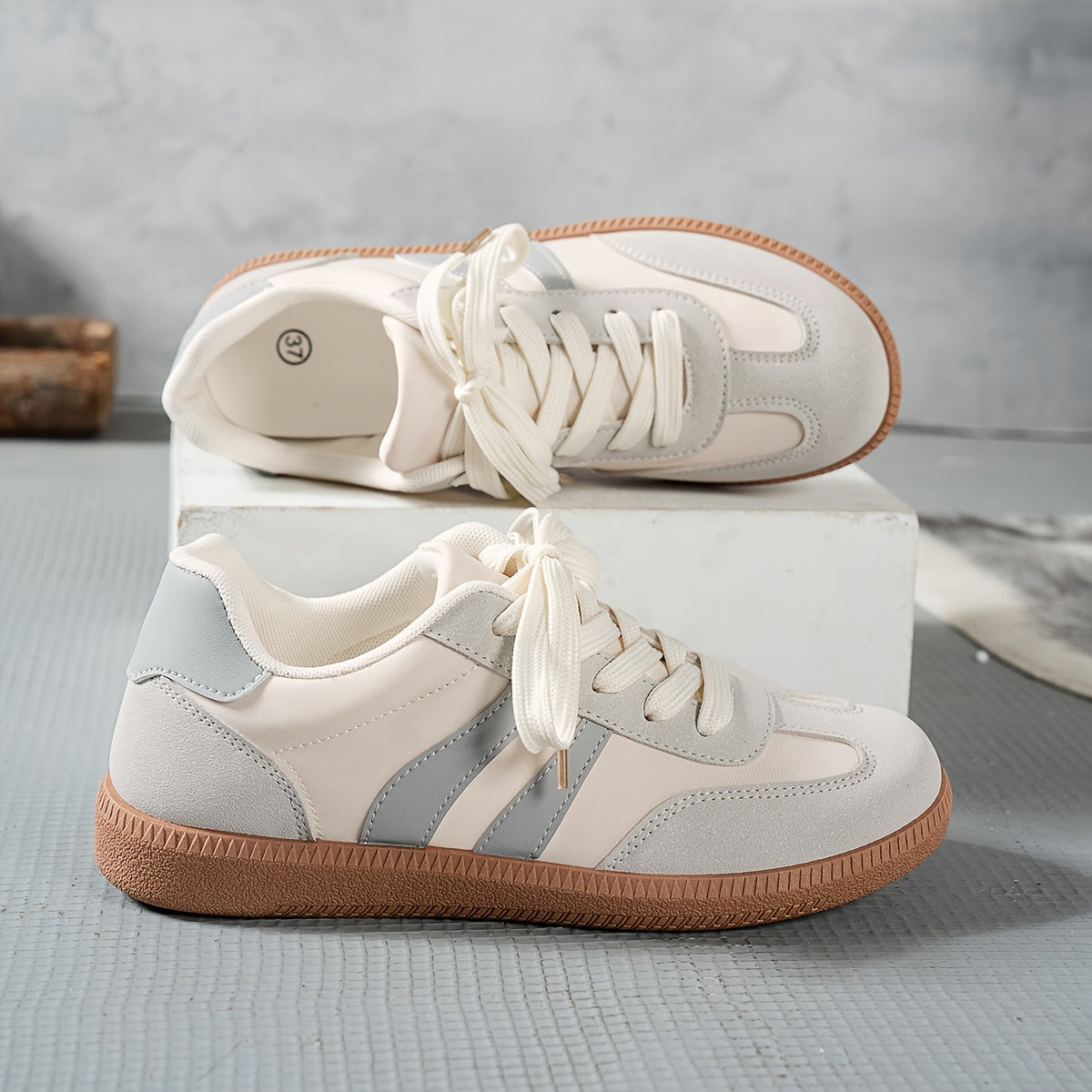 Women's Retro Sneakers for Everyday and Leisure – Sporty Style