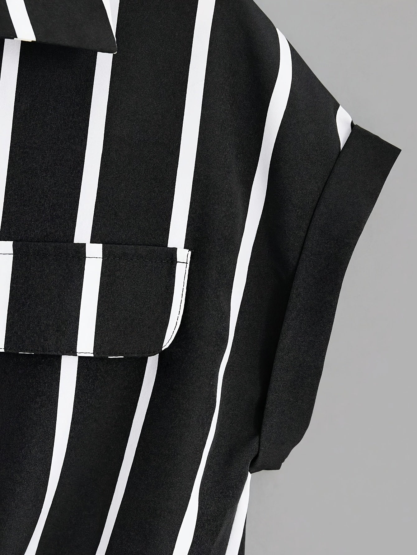 Women's Short-Sleeve Striped Blouse with Knot and Chest Pocket – Summer, Elegant, Casual