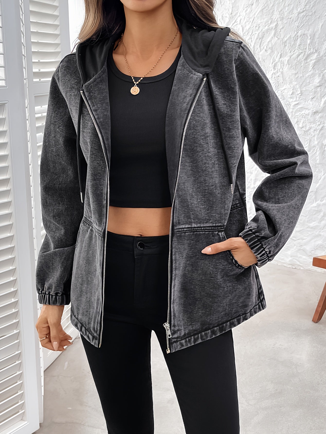 Damen Jacke mit Kapuze und Reißverschluss, Washed-Effekt Grau, Elastische Ärmelbündchen