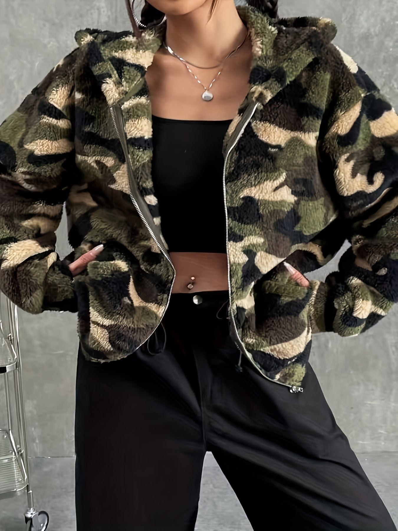 Teddy fleece hooded jacket with camouflage pattern and zipper