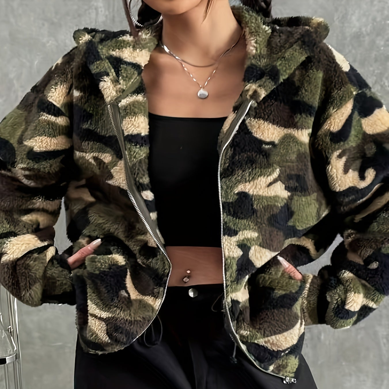 Teddy fleece hooded jacket with camouflage pattern and zipper