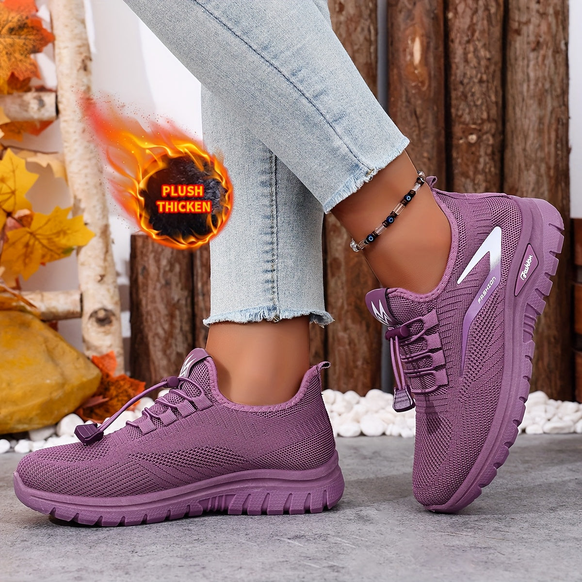 Pink women's sneakers lined with elastic laces