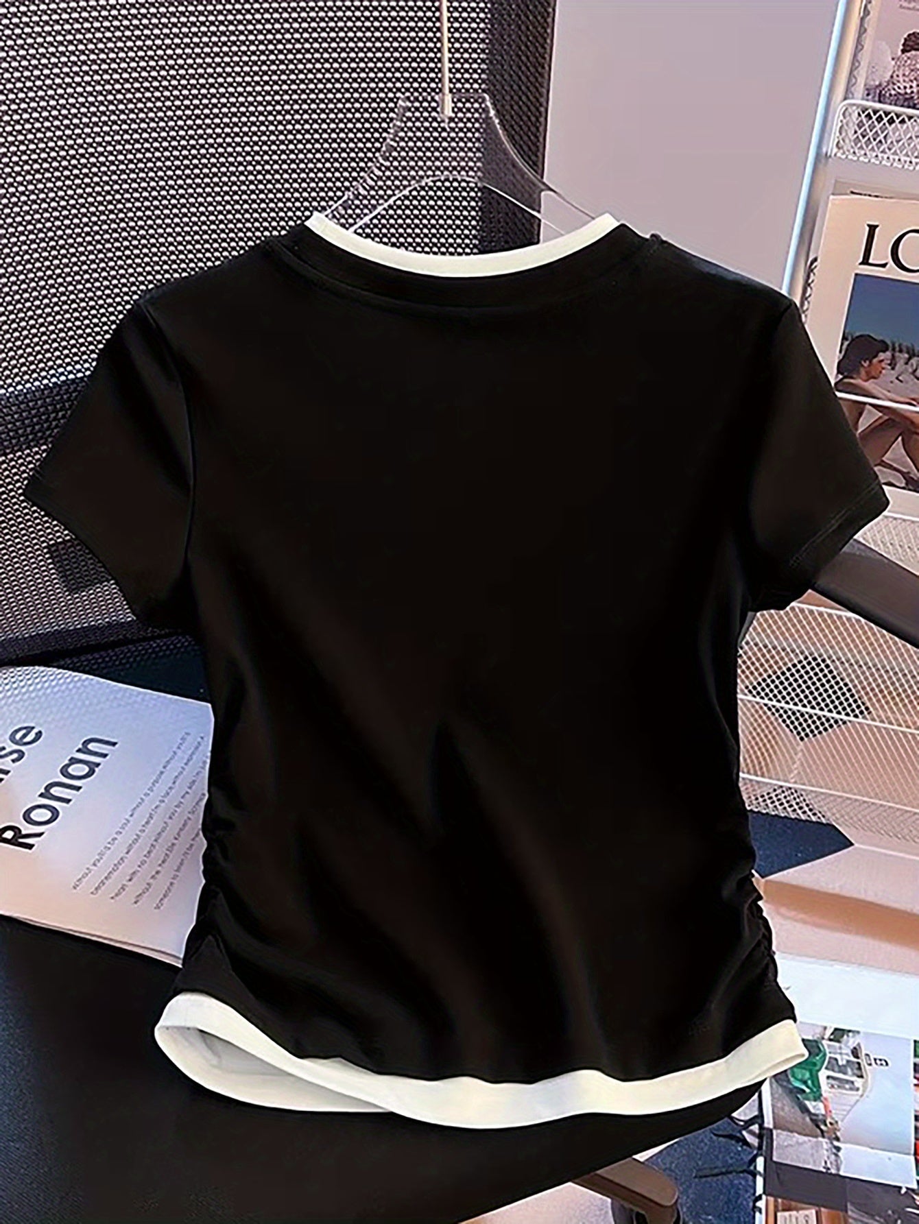 Damen Modernes Kurzarm Shirt mit Layer-Look und Minimalistischem Stil – Perfekt für Freizeit & Alltag
