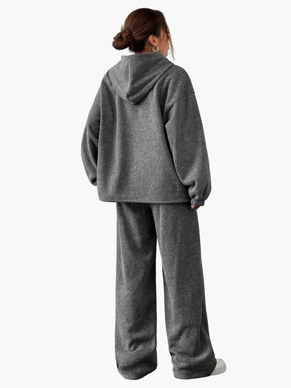 Women's lounge set with hooded sweatshirt and wide-leg pants for leisure and sports