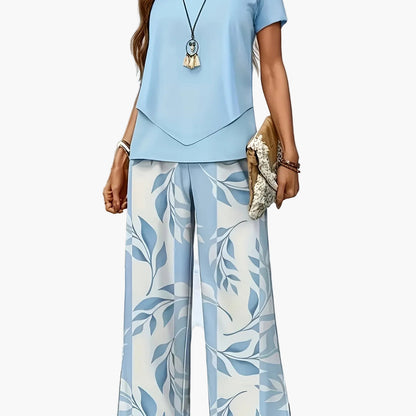 Women's Elegant Two-Piece Set with Short-Sleeve Shirt and Wide-Leg Pants, Floral, Perfect for Everyday and Vacation