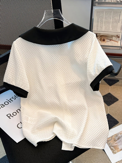 Women's blouse with vintage collar and button placket – elegant casual style for office & everyday wear