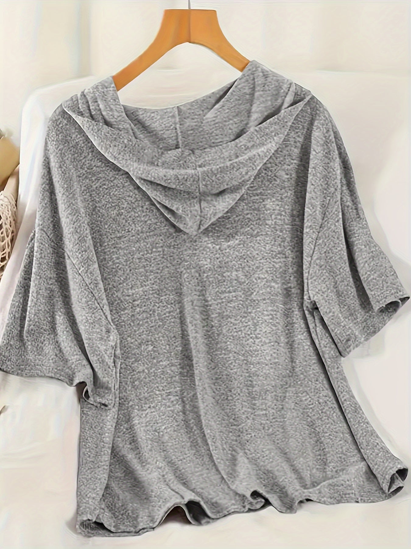 Women's Casual Two-Piece Set with Hoodie Top and Shorts – Casual Comfort for Spring & Summer