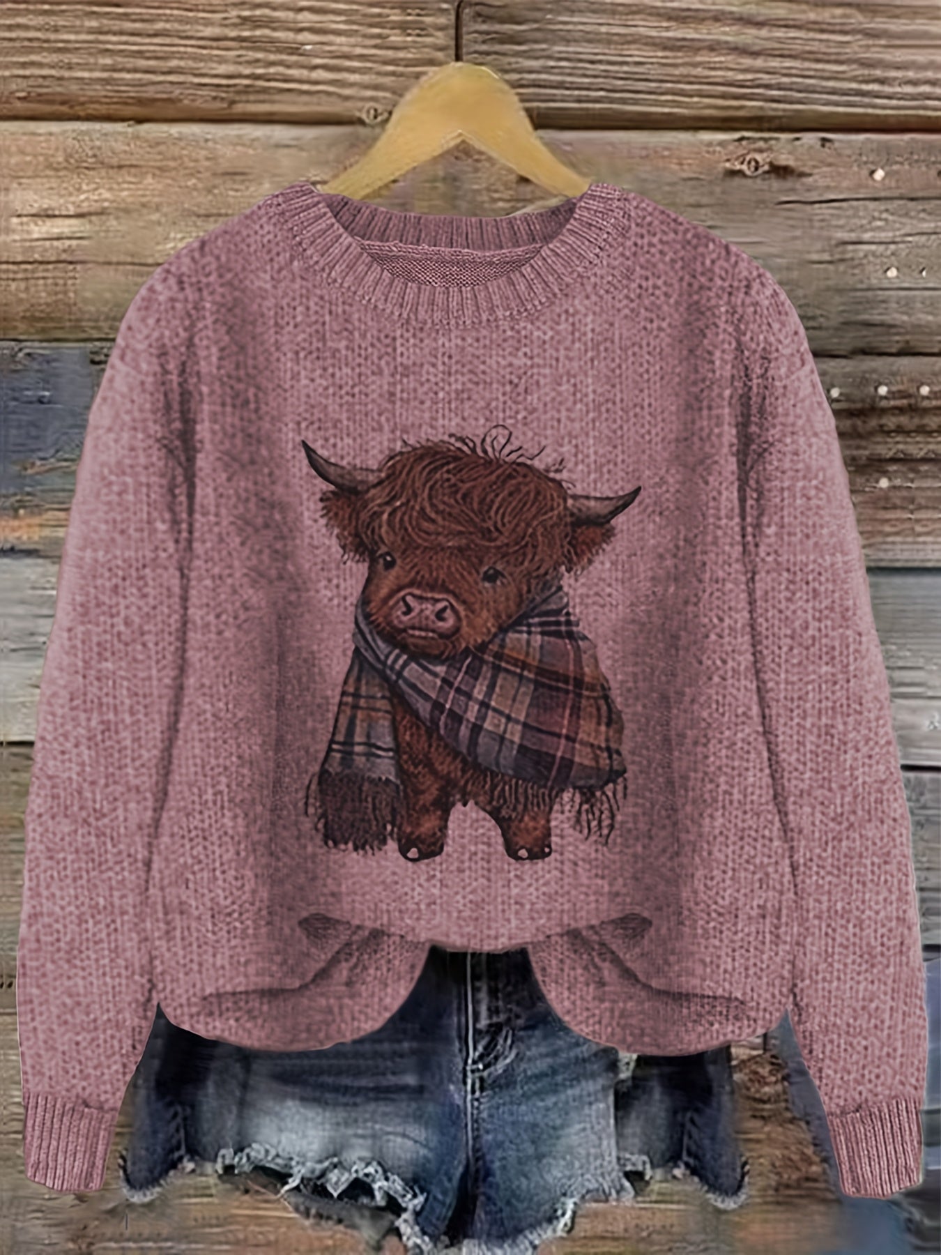 Women's Crew Neck Highland Cow Graphic Pullover Sweater