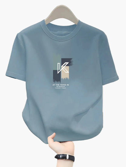 Men's T-shirt with modern K-print, casual, streetwear style, ideal for everyday and leisure use