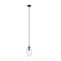 Zwarte hanglamp met ovale transparante glazen kap en zwart plafondplaatje aan een dun snoer