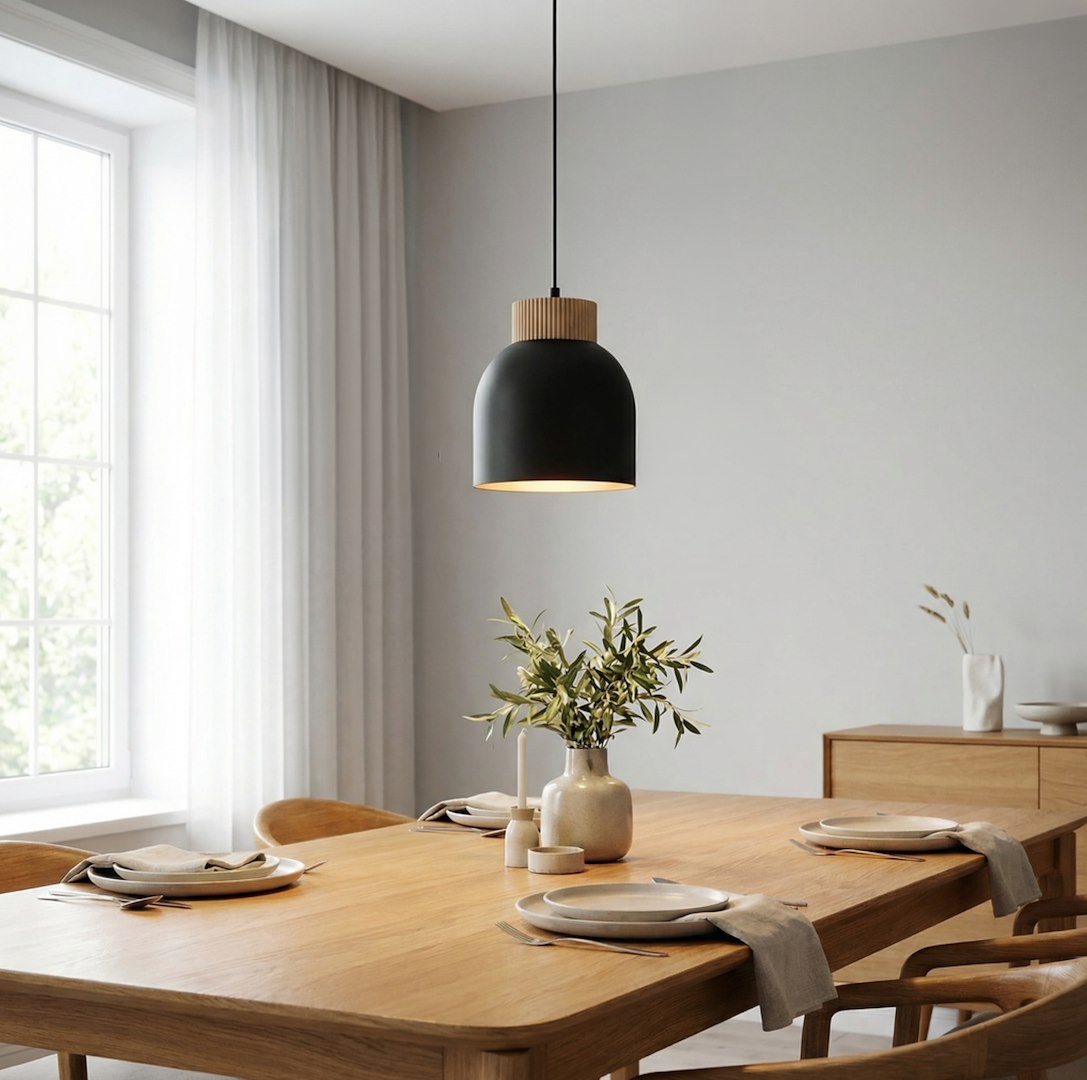 Hanglamp gepoedercoat staal en hout Vigo, Scandinavisch, zwart – 18 x 18 cm, boven eettafel of kookeiland
