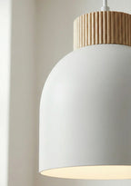 Hanglamp gepoedercoat staal Scandinavisch Vigo wit met houten accent, Ø 18 cm – eettafel en kookeiland