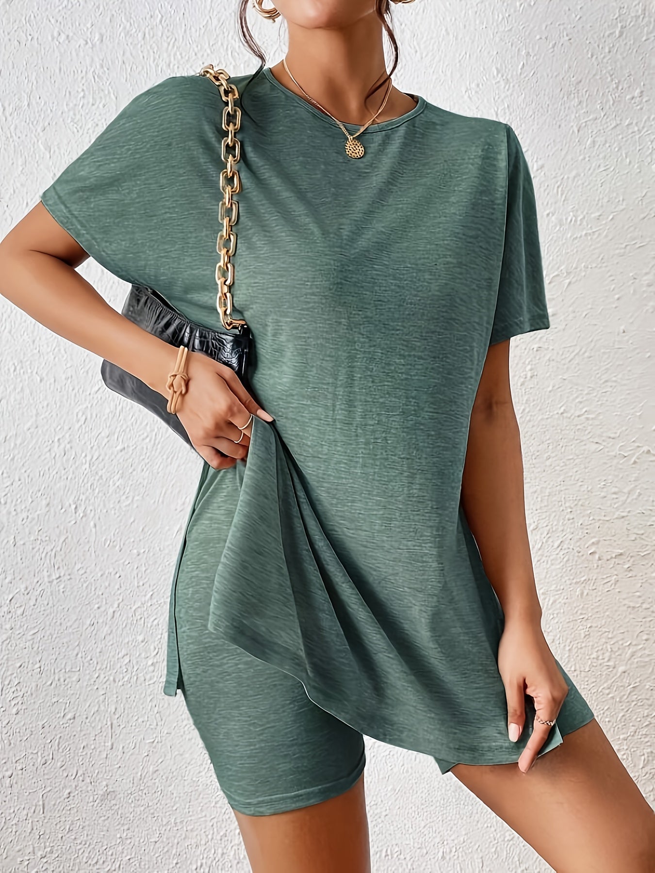Women's Lounge Set Two-Piece Short-Sleeve T-Shirt with Shorts Elegant Casual Look