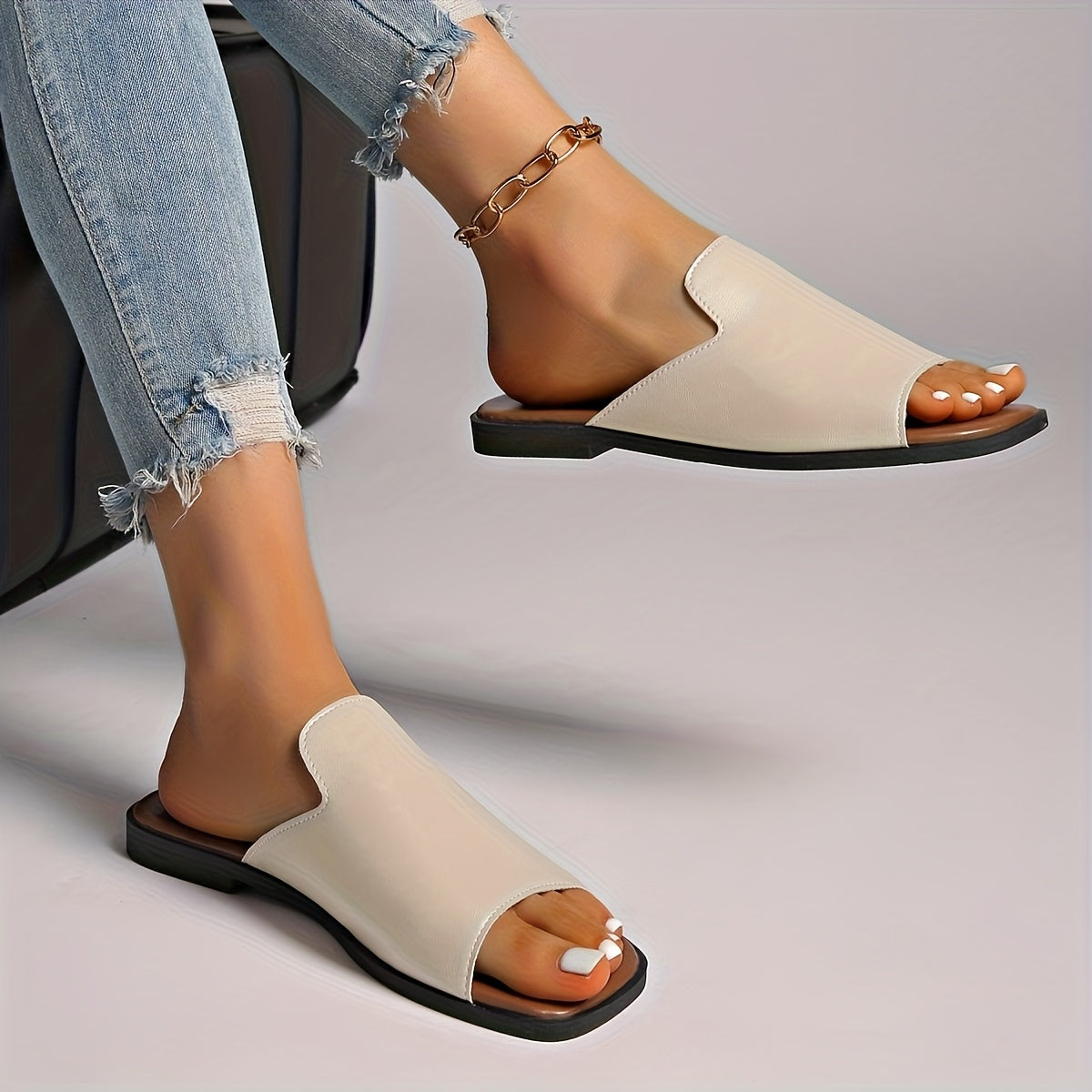Women's Slip-On Sandals with Square Toe – Modern Style for Everyday and Leisure