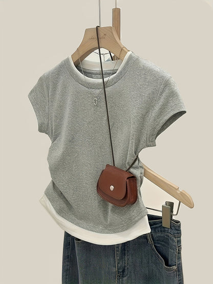 Damen Modernes Kurzarm Shirt mit Layer-Look und Minimalistischem Stil – Perfekt für Freizeit & Alltag