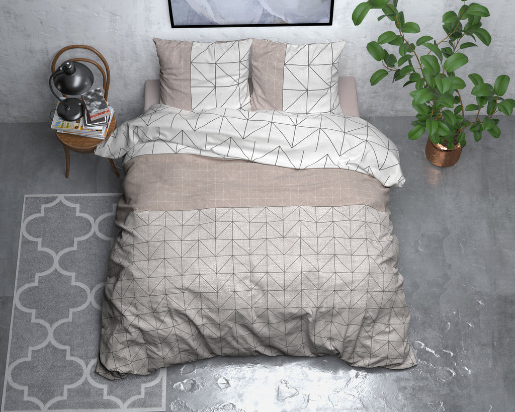 Dekbedovertrek flanel taupe geometrische print 200 x 220 cm, met 2 kussenslopen 60 x 70 cm