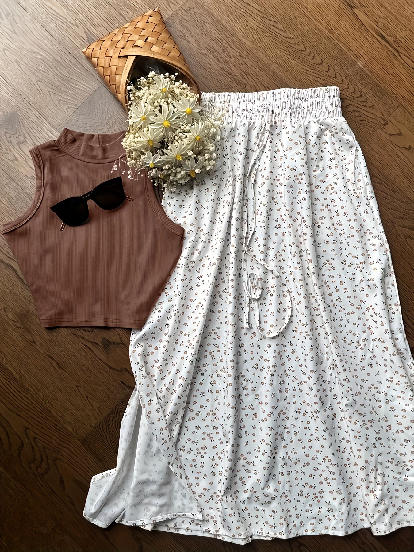 Women's Crop Top and Floral Shorts Set Elegant Casual Spring/Summer