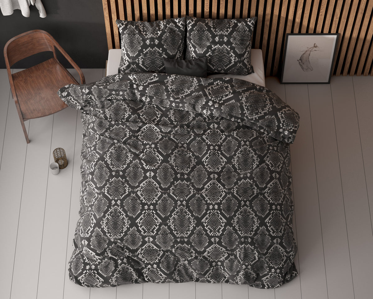 Dekbedovertrek micropercal katoen Riley antraciet slangenprint 140 x 220 cm, met kussensloop 60 x 70 cm